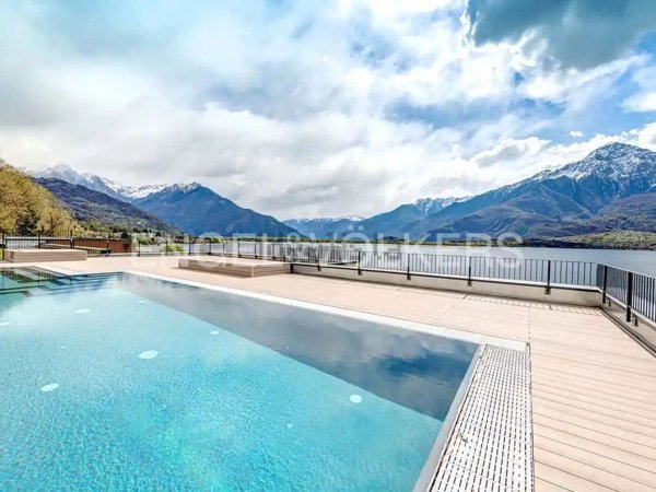 appartamento in vendita a Gera Lario