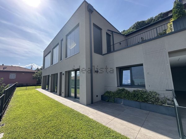 appartamento in vendita a Gera Lario