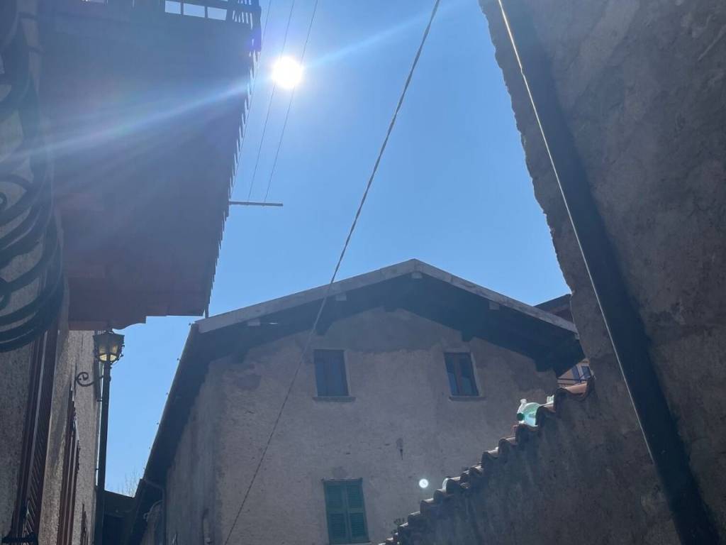 appartamento in vendita a Gera Lario