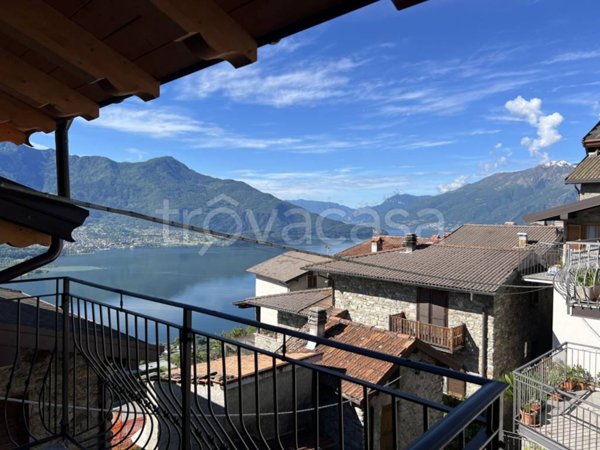 casa indipendente in vendita a Gera Lario