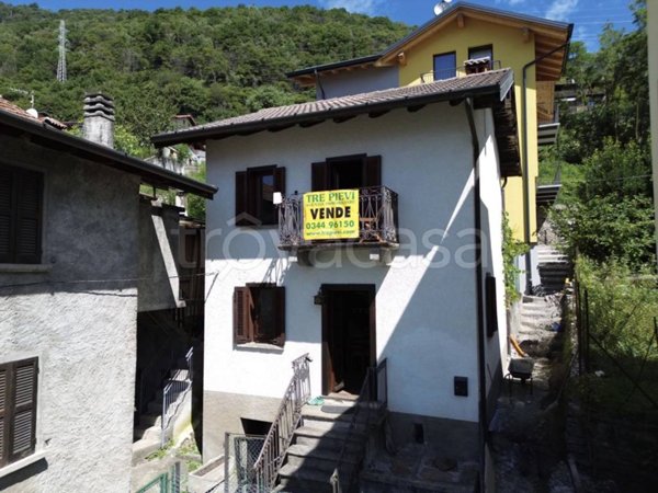 casa indipendente in vendita a Gera Lario