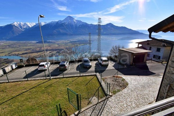 casa indipendente in vendita a Gera Lario