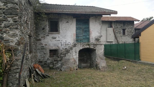 casa indipendente in vendita a Gera Lario