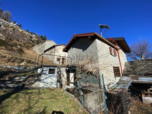 appartamento in vendita a Gera Lario