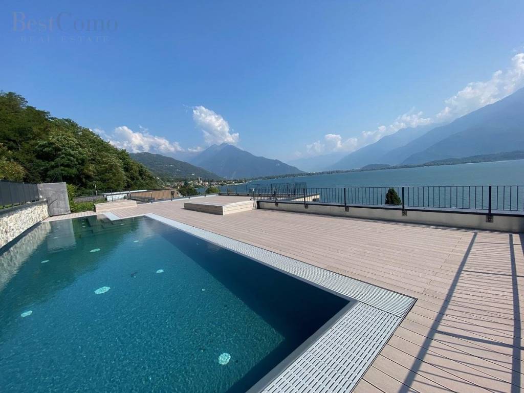 appartamento in vendita a Gera Lario