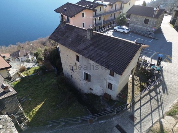 casa indipendente in vendita a Gera Lario