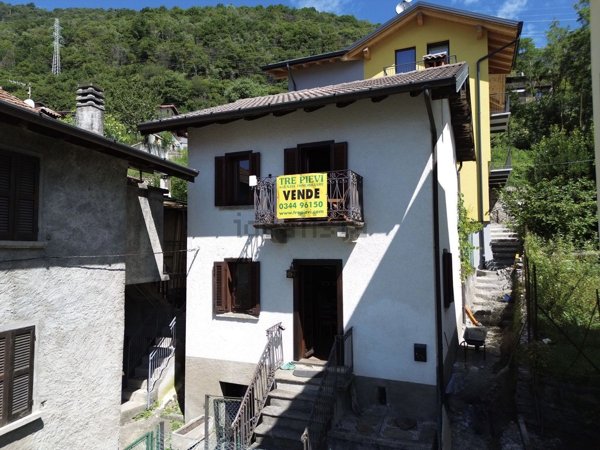 appartamento in vendita a Gera Lario
