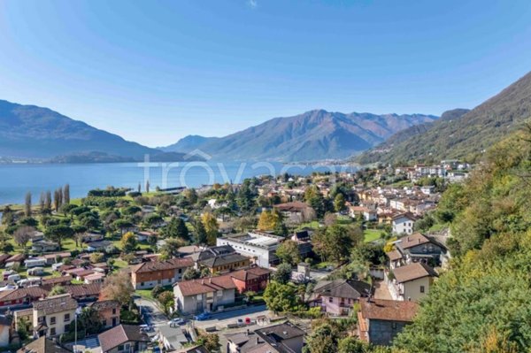 casa indipendente in vendita a Gera Lario
