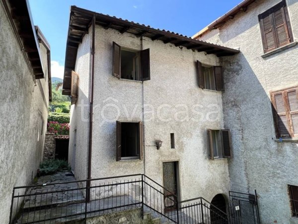 casa indipendente in vendita a Gera Lario