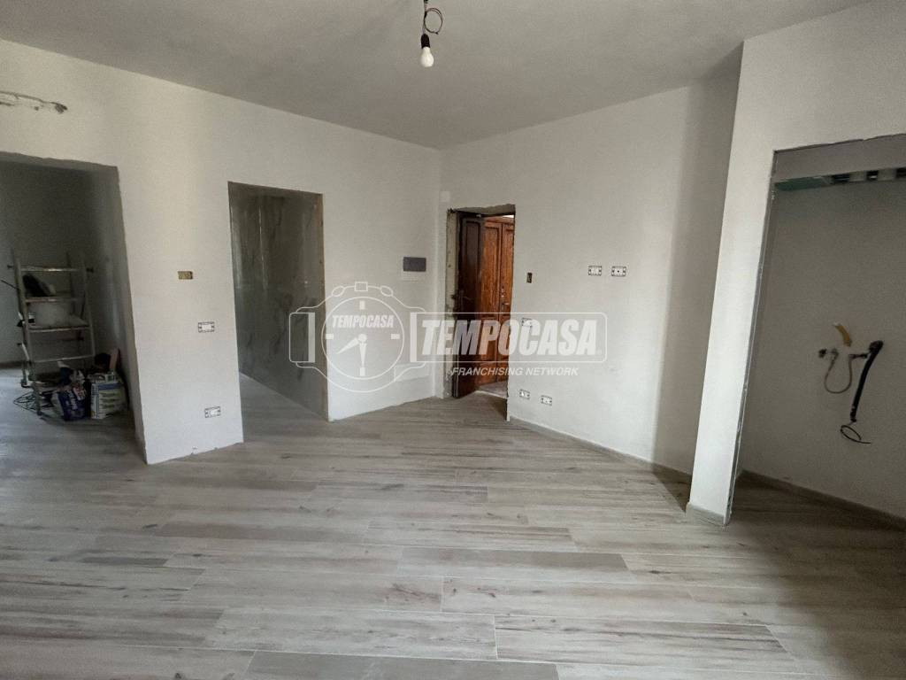 appartamento in vendita a Grandate