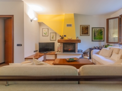 casa indipendente in vendita a Grandate
