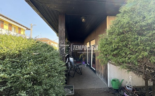 casa indipendente in vendita a Grandate