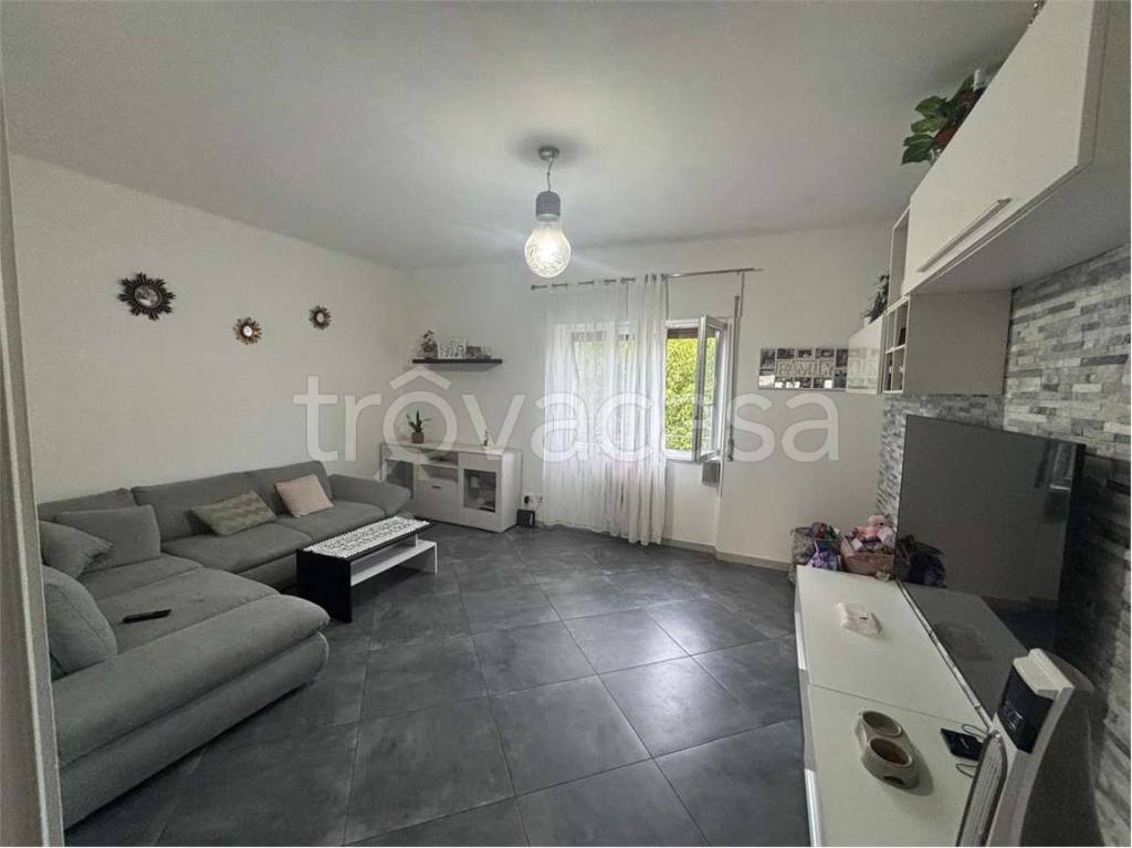 appartamento in vendita a Grandate