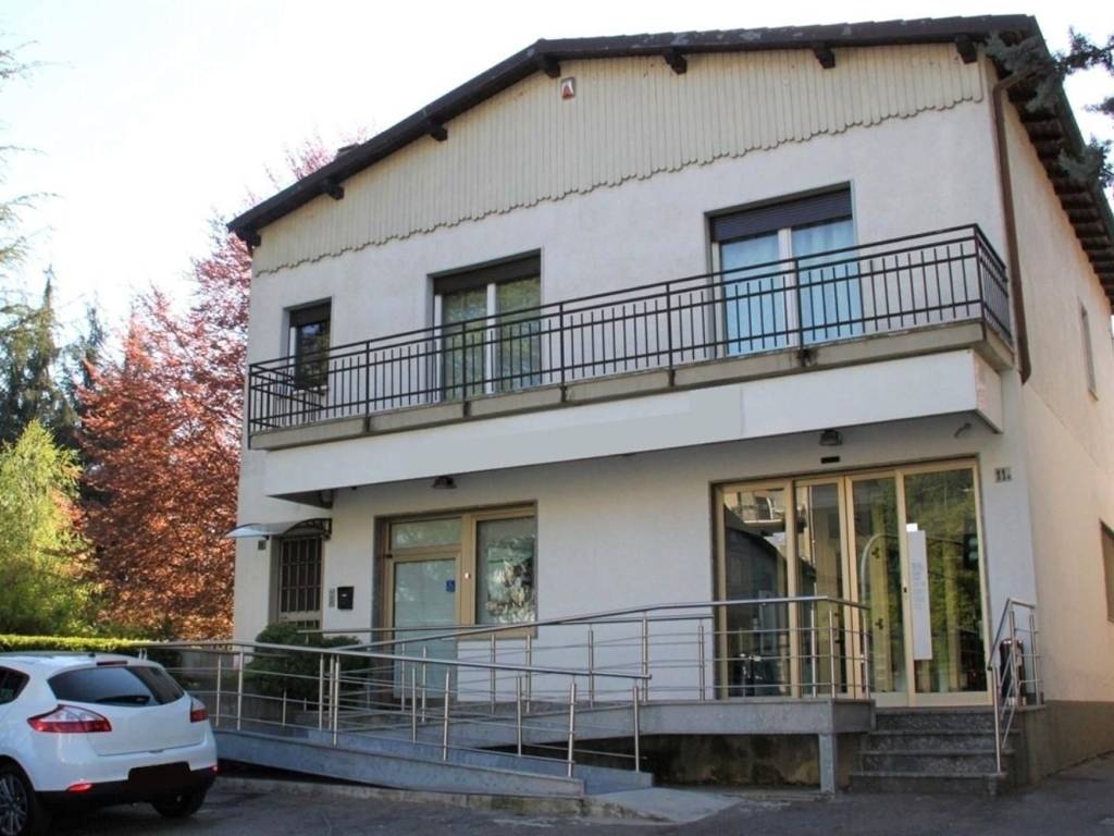 negozio in vendita a Grandate