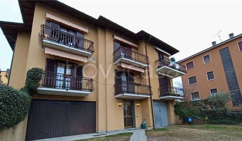 appartamento in vendita a Grandate