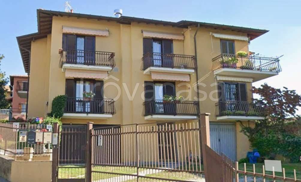 appartamento in vendita a Grandate