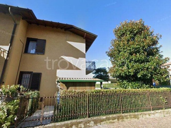 appartamento in vendita a Grandate