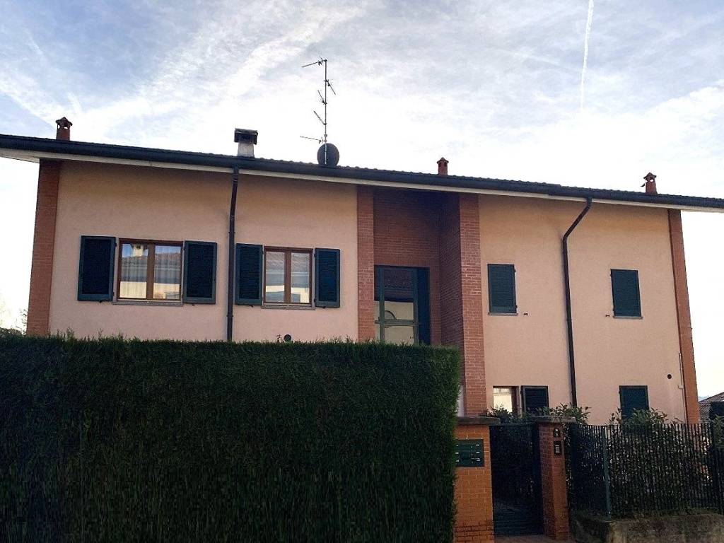 appartamento in vendita a Grandate