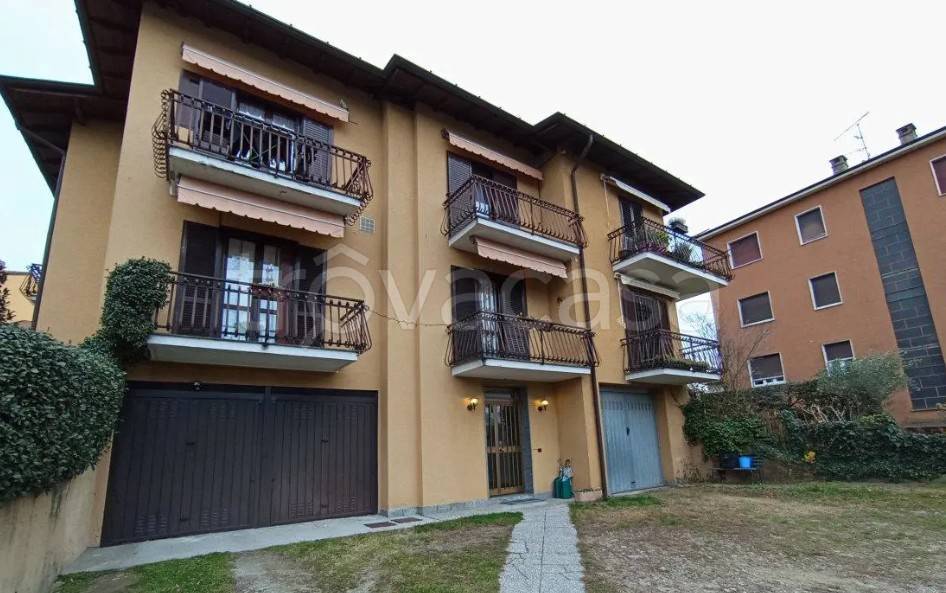 appartamento in vendita a Grandate