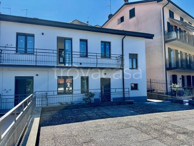 casa indipendente in vendita a Grandate