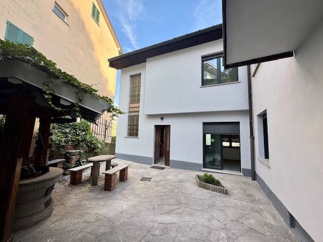 appartamento in vendita a Grandate