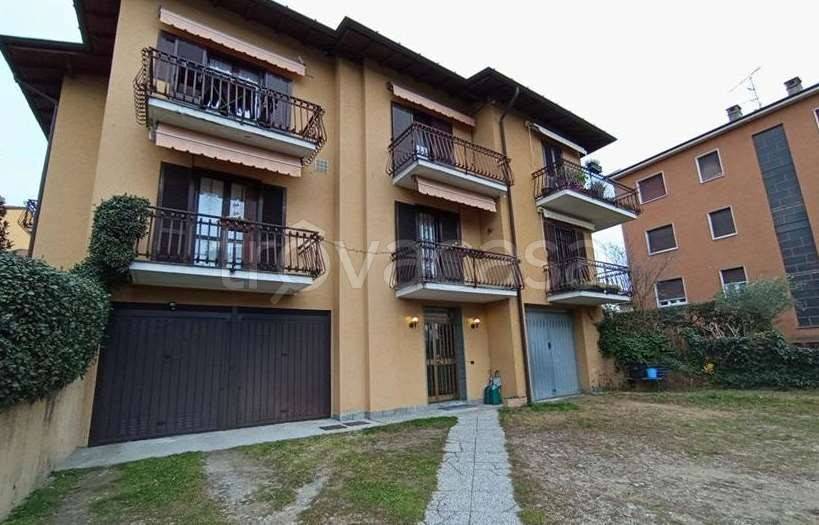 appartamento in vendita a Grandate