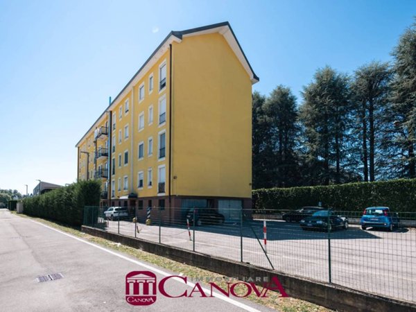 appartamento in vendita a Grandate