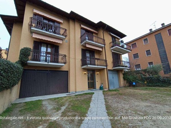 appartamento in vendita a Grandate