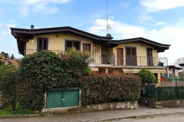 appartamento in vendita a Grandate