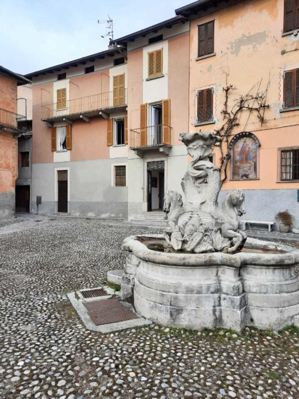 appartamento in vendita a Grandola ed Uniti