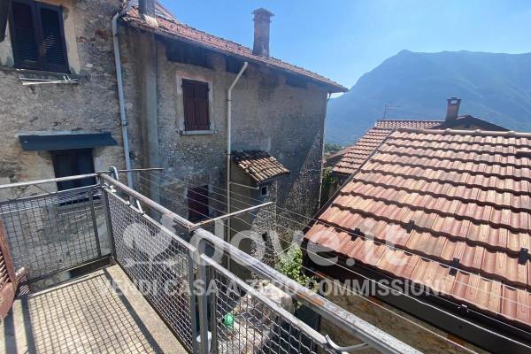 appartamento in vendita a Grandola ed Uniti in zona Naggio