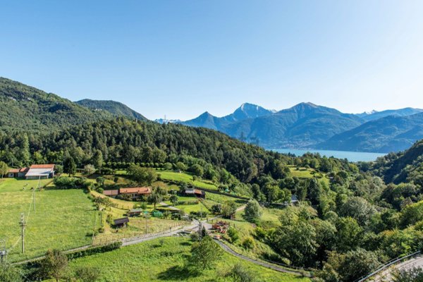 appartamento in vendita a Grandola ed Uniti