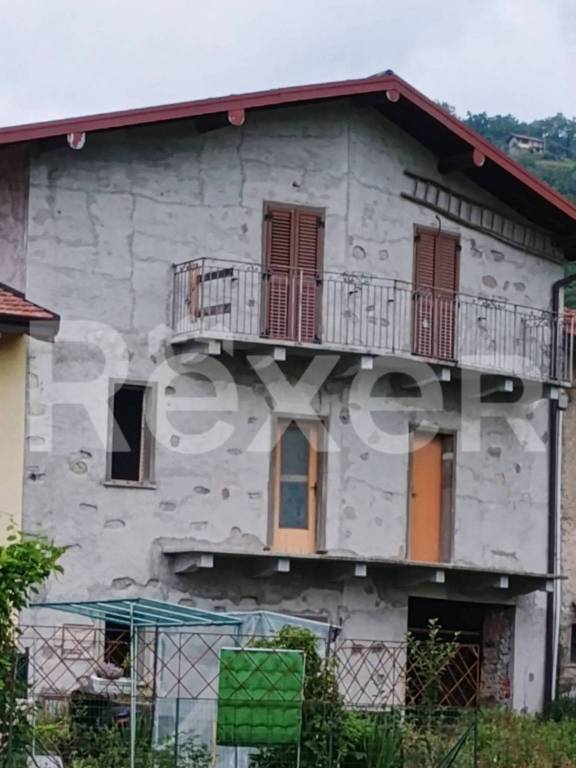 appartamento in vendita a Grandola ed Uniti in zona Codogna