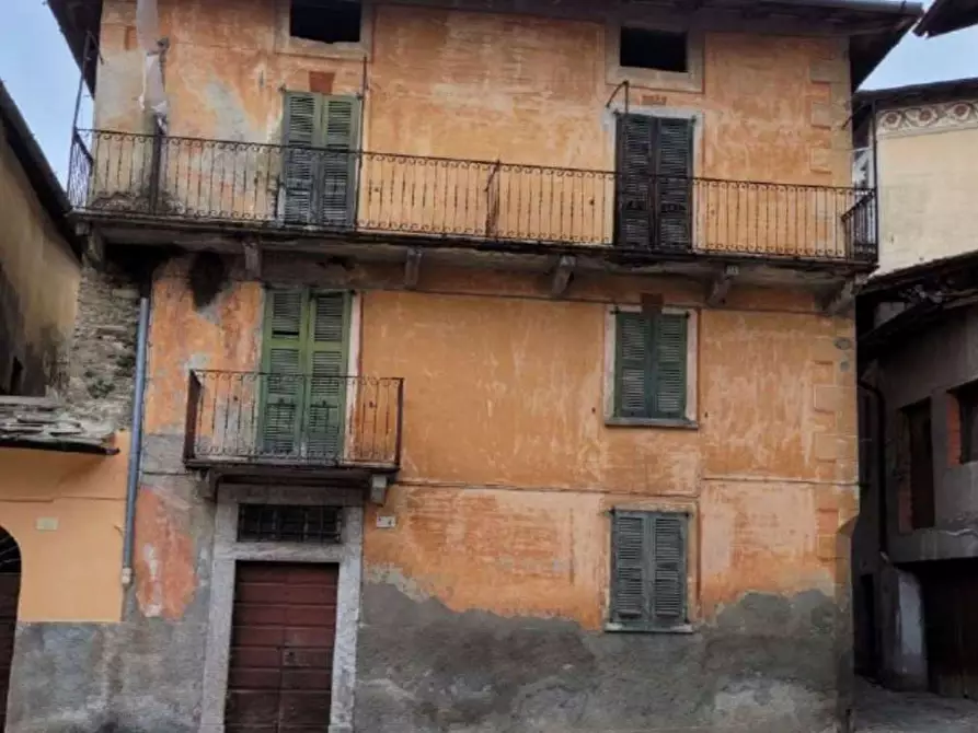 intera palazzina in vendita a Grandola ed Uniti