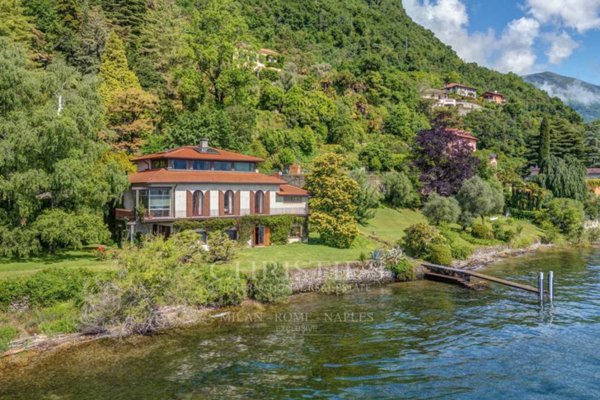 casa indipendente in vendita a Griante in zona Cadenabbia