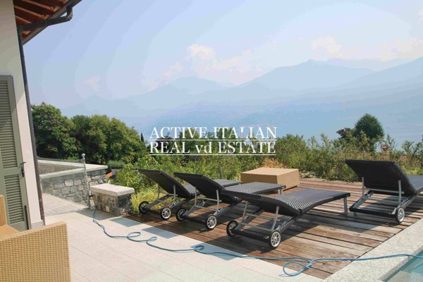 casa indipendente in vendita a Griante