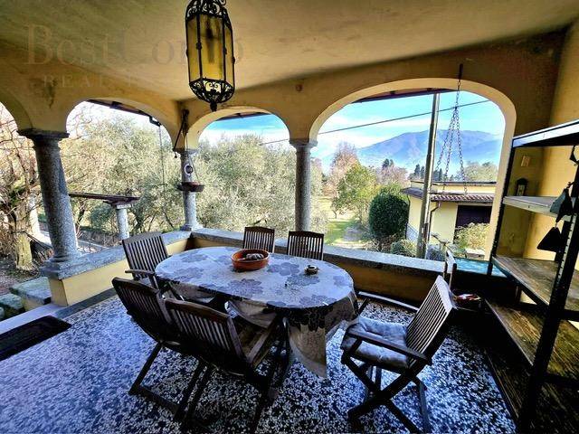 casa indipendente in vendita a Griante