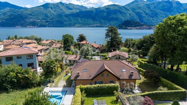 casa indipendente in vendita a Griante