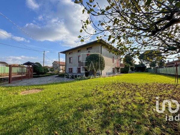casa indipendente in vendita a Guanzate