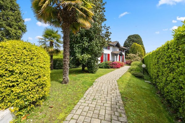 casa indipendente in vendita a Guanzate