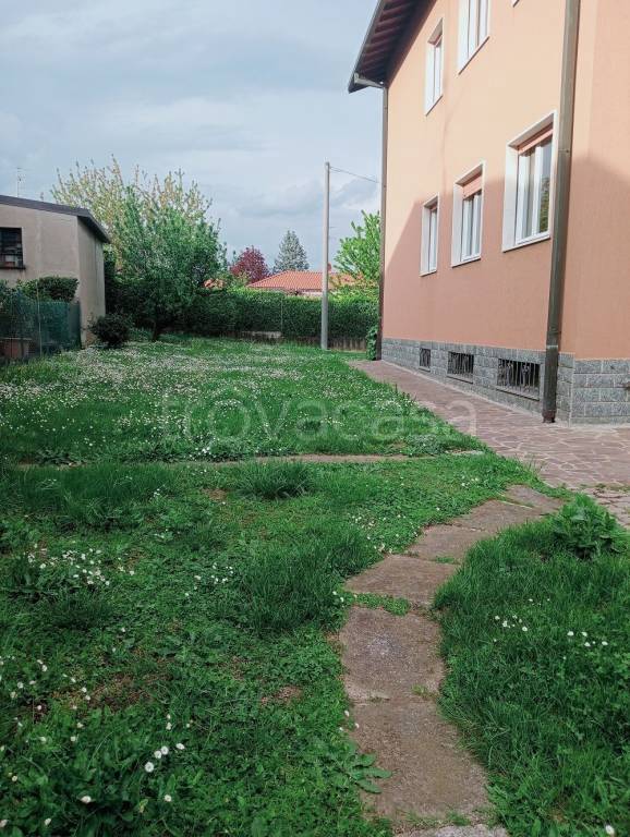 appartamento in vendita a Guanzate