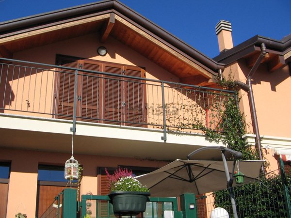 casa indipendente in vendita a Guanzate
