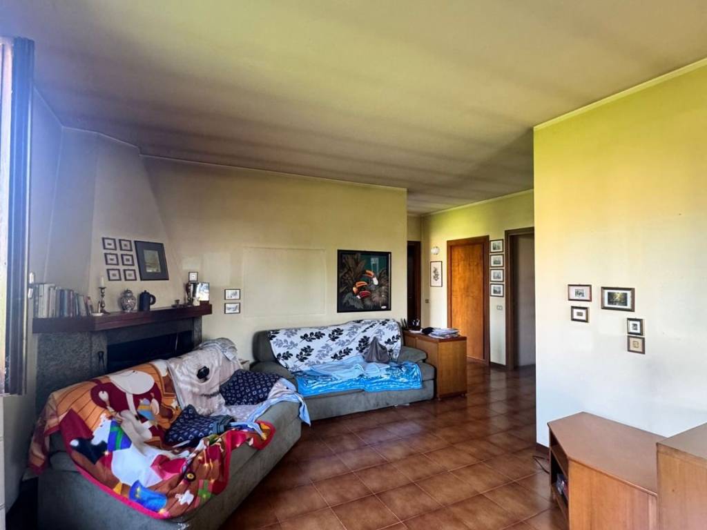 casa indipendente in vendita a Guanzate