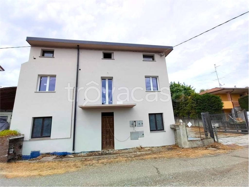 casa indipendente in vendita a Guanzate