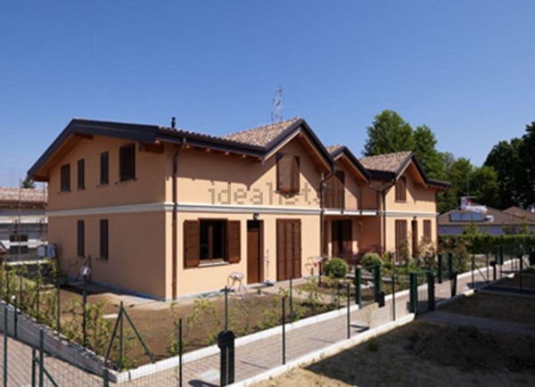 casa indipendente in vendita a Guanzate