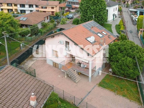 casa indipendente in vendita a Guanzate