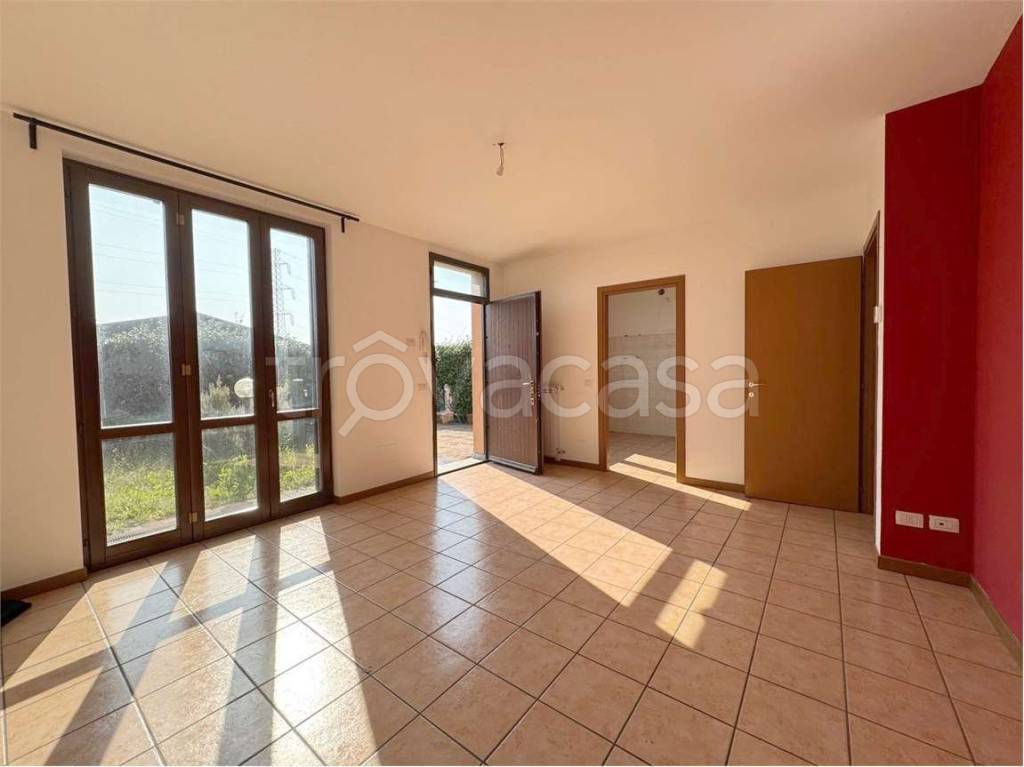 casa indipendente in vendita a Guanzate