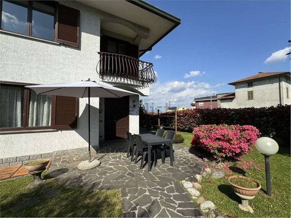 casa indipendente in vendita a Guanzate