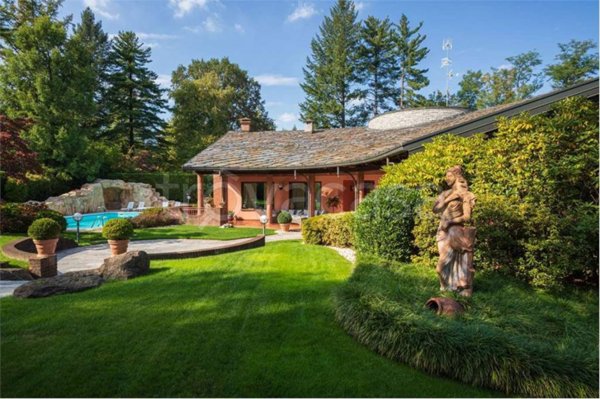 casa indipendente in vendita a Guanzate