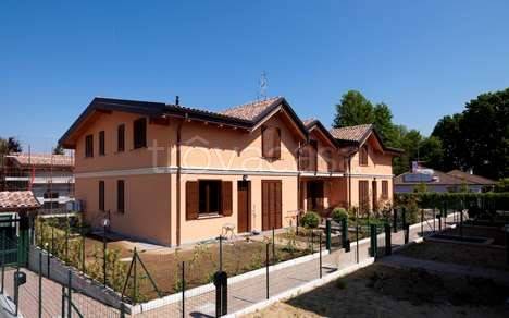 casa indipendente in vendita a Guanzate